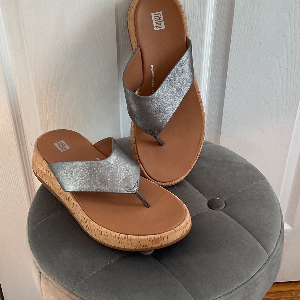 Fitflop FMode toe post flip flop sandal size 9